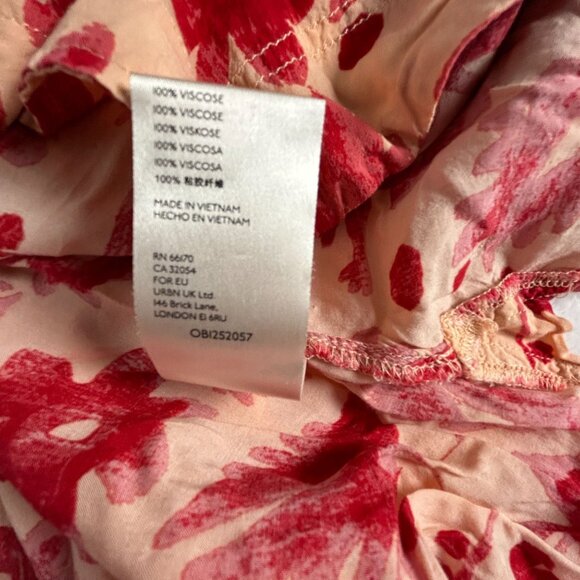 We The Free Womens Red Floral Long Sleeve Button-Up Shirt Blouse XS Casual NWOT - Picture 5 of 8